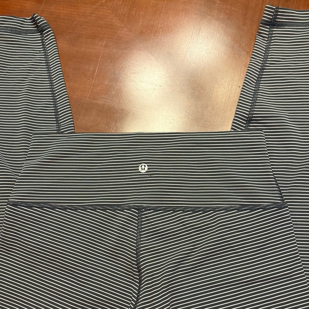 Lululemon Athletica Navy and White Striped Leggings - Picture 2 of 5